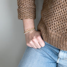 Load image into Gallery viewer, 4mm Peach Pearl - Gold