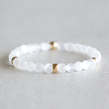 Load image into Gallery viewer, 6mm Selenite - Gold