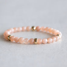 Load image into Gallery viewer, 6mm Sunstone III - Gold