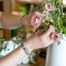 Load image into Gallery viewer, 4mm Hawk's Eye - Silver