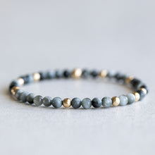 Load image into Gallery viewer, 4mm Hawk's Eye - Gold