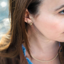 Load image into Gallery viewer, 14k Gold Love Knot studs - 6MM