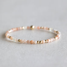 Load image into Gallery viewer, 4mm Sunstone I - gold
