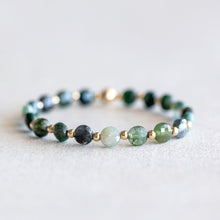 Load image into Gallery viewer, 6mm Green Moss Scalloped - Gold
