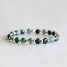Load image into Gallery viewer, 6mm Green Moss Scalloped - Silver
