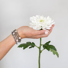 Load image into Gallery viewer, SET - Larvikite Heishi Daisy
