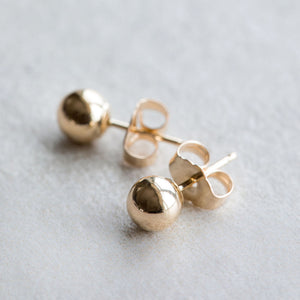 6mm Gold-filled Ball Stud earrings