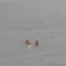 Load image into Gallery viewer, 4mm 14k Rose Gold Heart Studs
